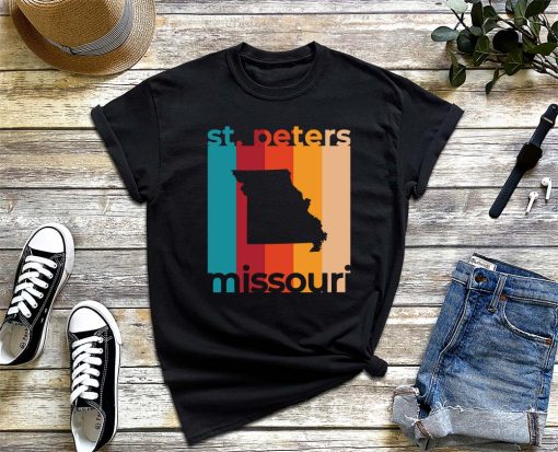 St. Peters Missouri Souvenirs Retro MO T-Shirt, Missouri Shirt, City Retro Gift Idea Tourist