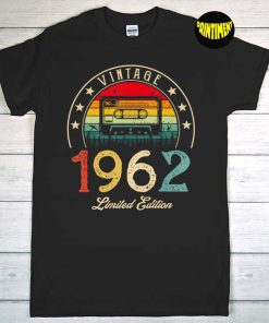 Vintage 1962 Limited Edition T-Shirt, Retro Cassette 1962 Shirt, 60th Birthday, 60 Years Old, 1962 Birthday Gift Tee