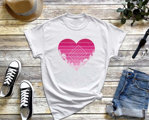 Womens Biscuit Food Lover Retro Vintage Heart T-Shirt, Biscuit Valentine Day, Funny Biscuit Heart Shirt