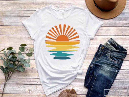 Retro Sunset Rays Wavy T-Shirt, Vintage Shirt, Retro Sunshine Shirt