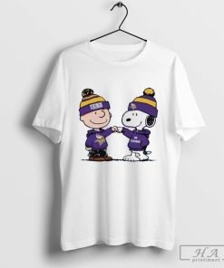 Charlie Brown And Snoopy NFL Minnesota Vikings Football Go Vikings Cartoon T Shirt