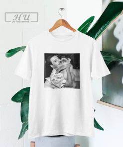 Freddie Mercury and his cat photo t-shirt, Freddie Mercury photo top, Freddie Mercury fans gift, Queen fans t-shirt, Freddie Mercury shirt