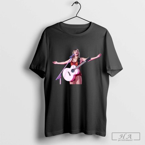 Taylor Swift Perform ‘Fortnight,’ ‘But Daddy I Love Him’ at The Eras Tour in Paris T-Shirt