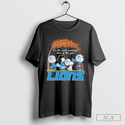 Official Detroit Lions Peanuts Charlie Browns And Snoopy In Fall T-Shirt