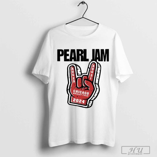 Official Pearl jam Aug 19 chicago Wrigley Field 2024 AUg 31 shirt