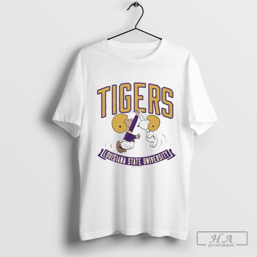 Official Snoopy And Charlie Brown Peanuts x LSU Tigers Football Louisiana State University T-shirt