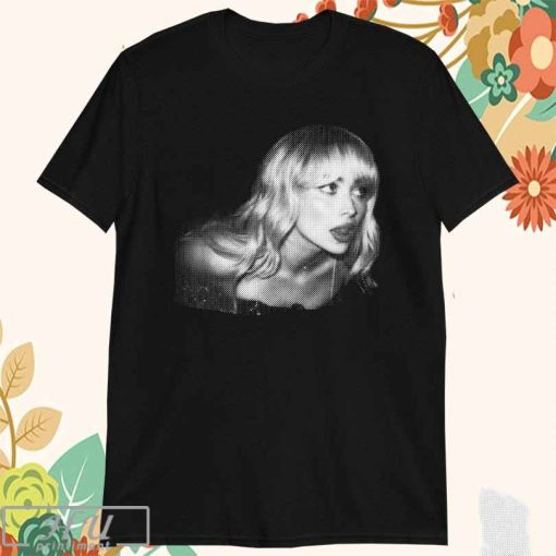 Sabrina Carpenter Face T-shirt