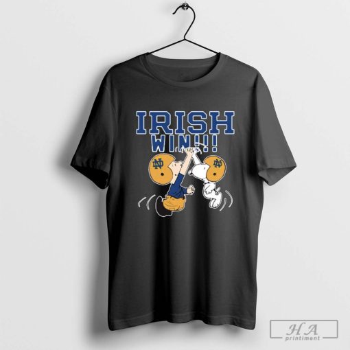 Charlie And Snoopy High Five Notre Dame Fighting Irish Win Navy Midshipmen T-shirt