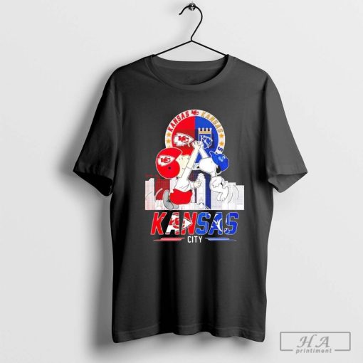 Official Snoopy And Charlie Browns High Five Kansas City Chiefs X Kansas City Royals 2024 Shirt