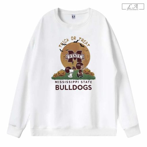 Snoopy And Charlie Brown Mississippi State Bulldogs Trick Or Treat Halloween shirt