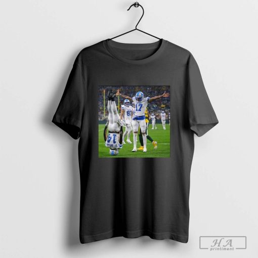 Detroit Lions win a game after being down 15+ and throwing 5 INTs Poster t-shirt