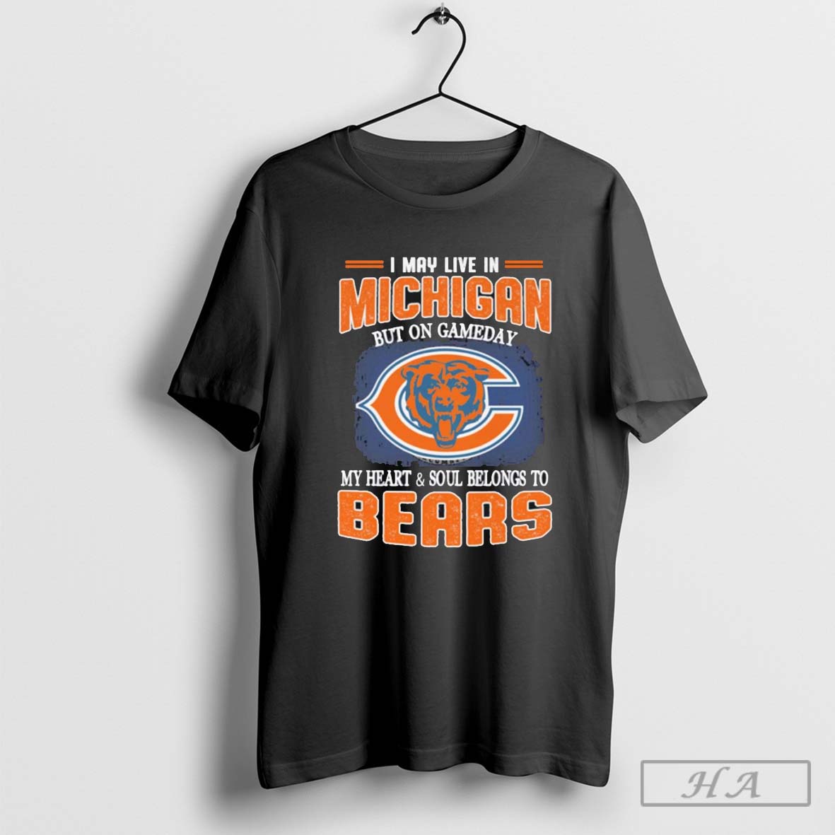 I May Live In Michigan But On Gameday My Heart Soul Belong To Chicago Bears Shirt