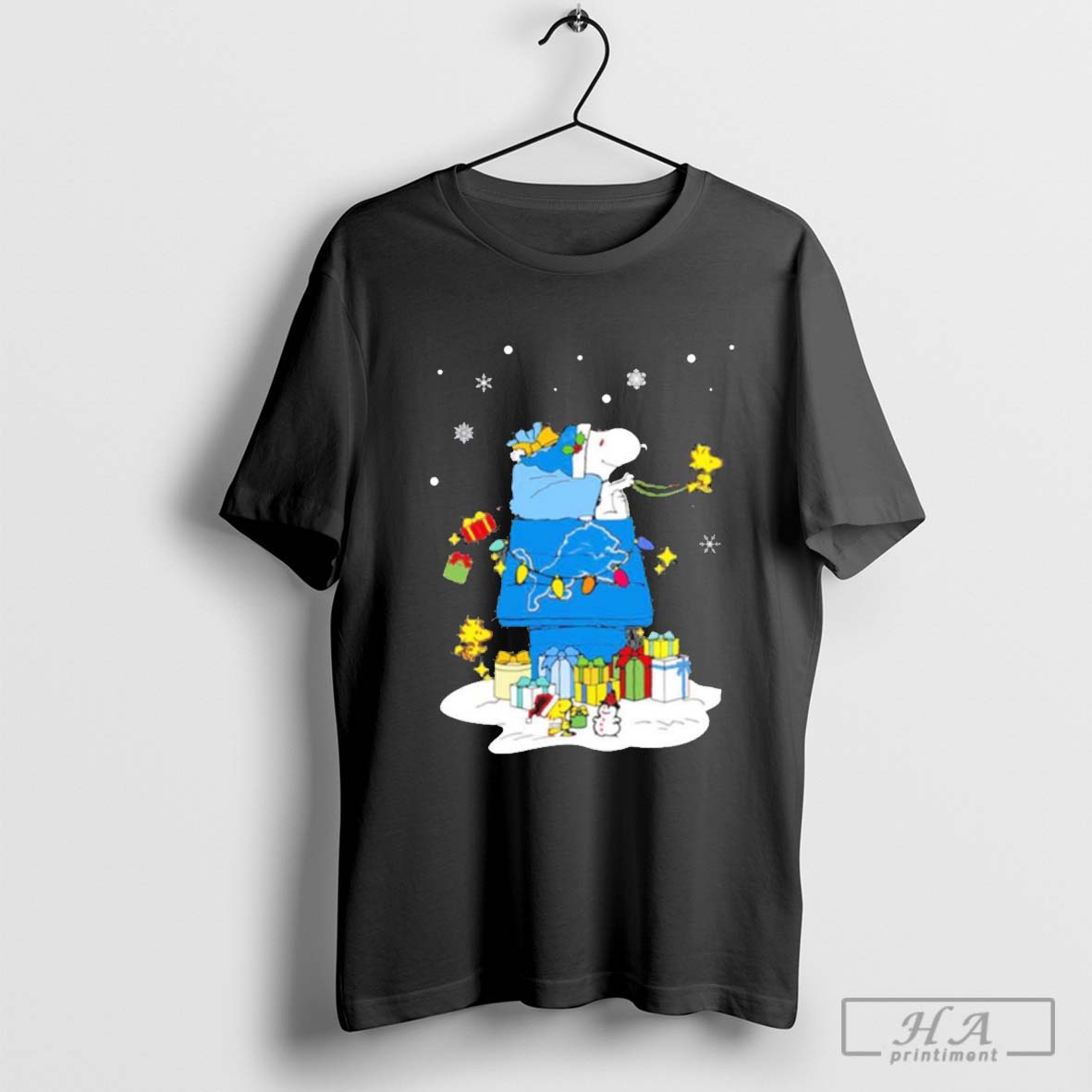 Official Detroit Lions Santa Snoopy Wish You A Merry Christmas Gift Shirt