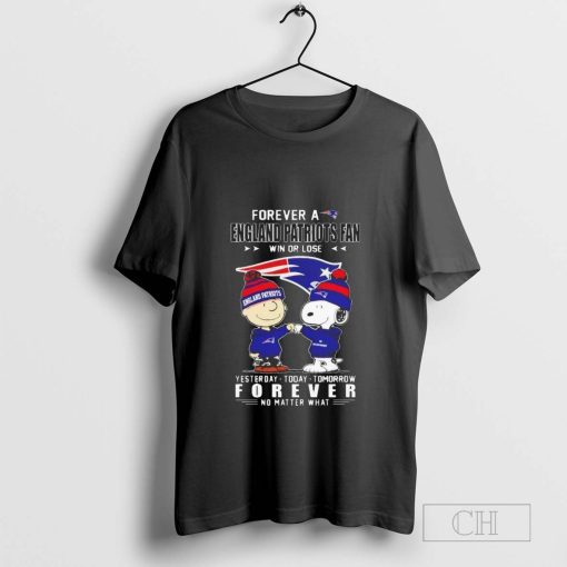 Snoopy Charlie Brown forever a England Patriots fan win or lose forever t-shirt