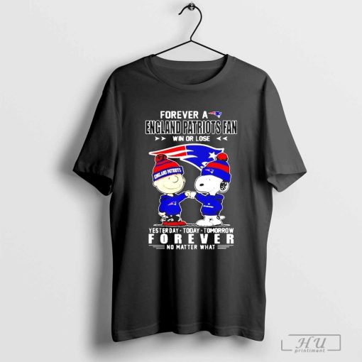 Snoopy x Charlie Brown forever a England Patriots fan win or lose T shirt