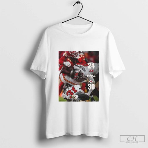 Week 9 Tampa Bay Buccaneers 24-30 Kansas City Chiefs NFL Final Score Poster t-shirt