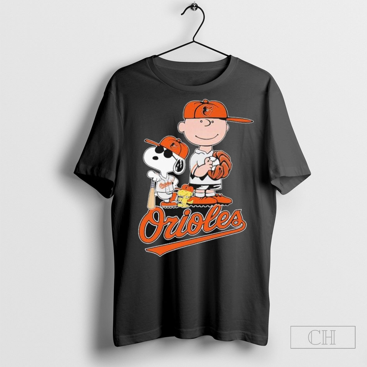 Snoopy And Charlie Brown Woodstock Fan Baltimore Orioles T Shirt