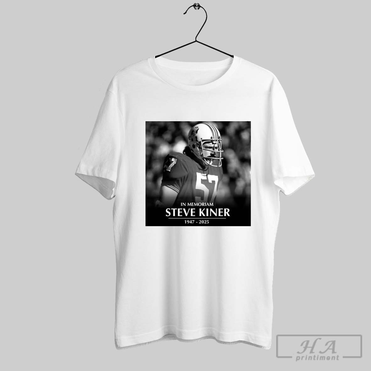 Memoriam Former Patriots Linebacker And College Football Hall Of Famer Steve Kiner 1947 2025 T Shirt
