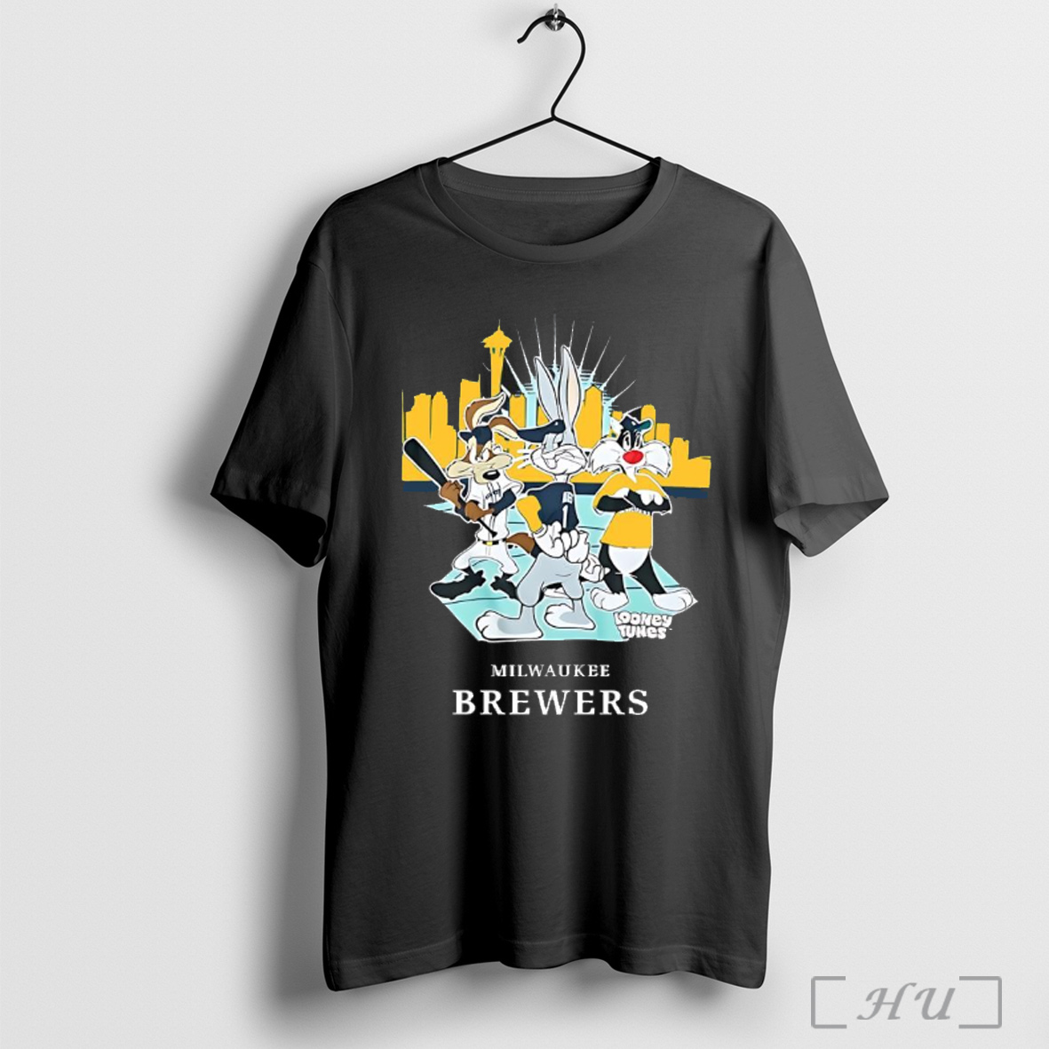Milwaukee Brewers Looney Tunes City Skyline T Shirt Sweatshirt