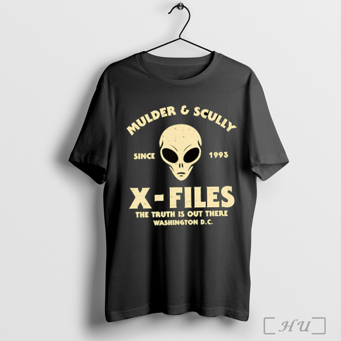 Mulder And Scully X Files The Truth Is Out There T Shirt Sweatshirt