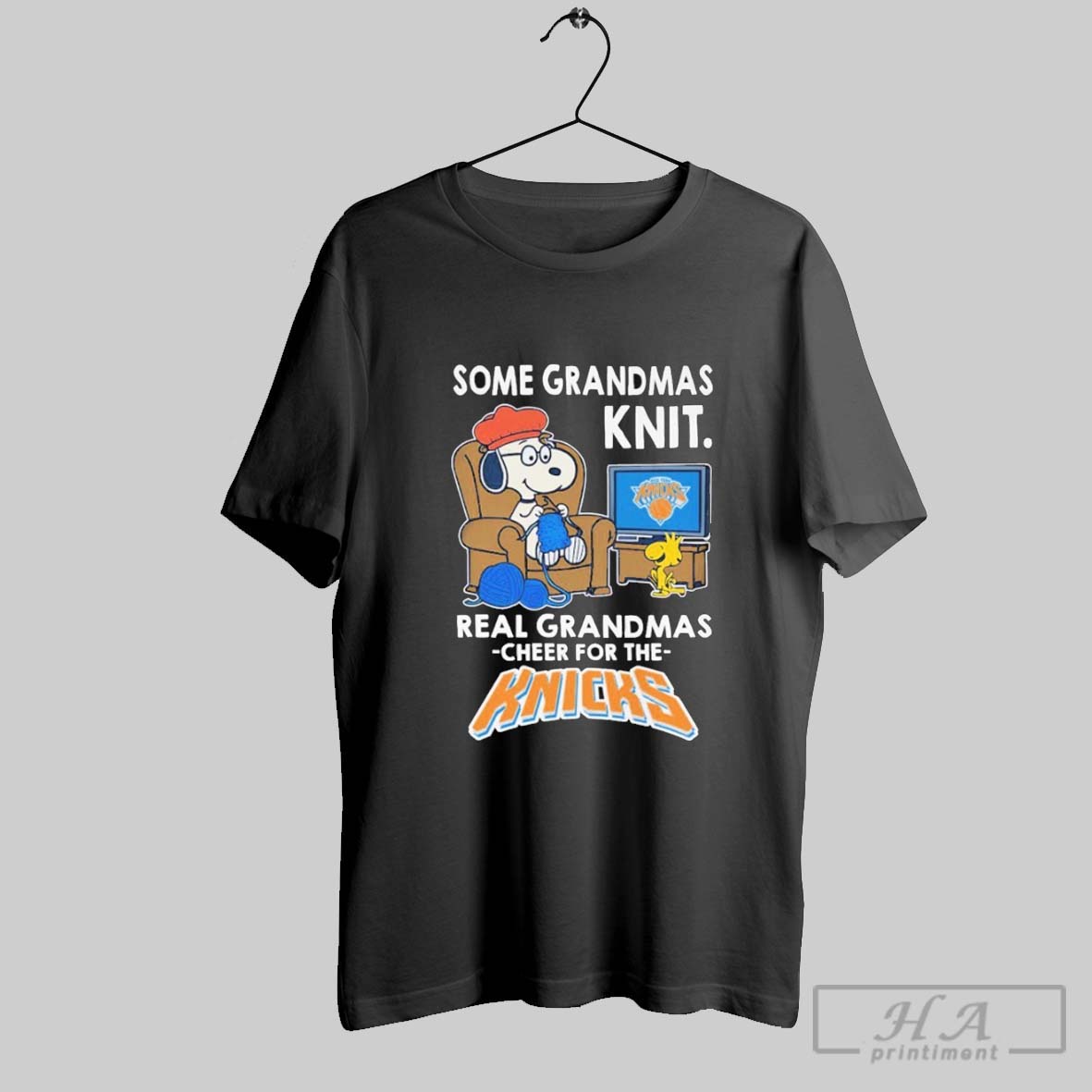 Snoopy And Charlie Brown The Peanuts Some Grandmas Knit Real Grandmas Cheer For The New York Knicks Tv T Shirts