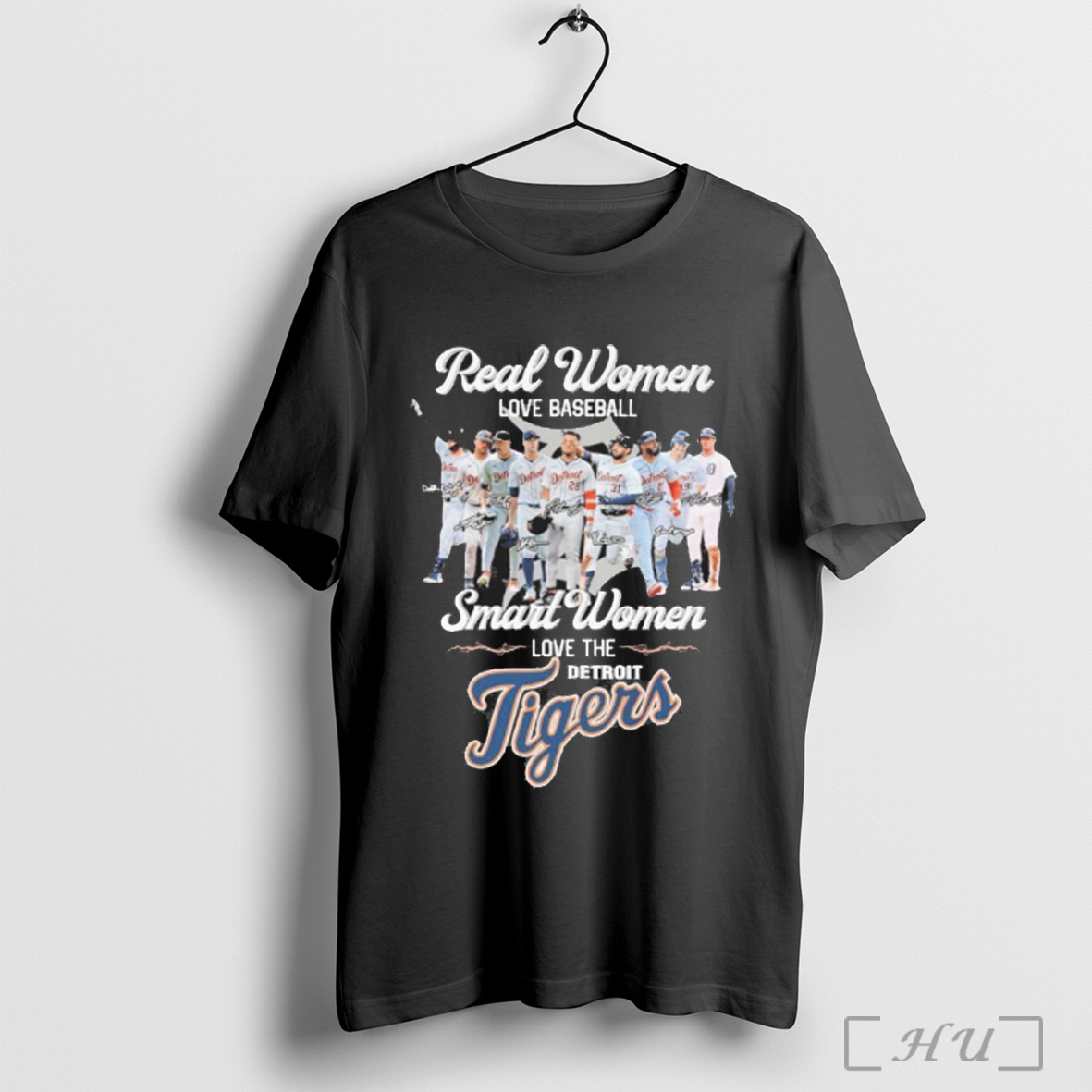Officials Detroit Tigers Real Women Love Baseball Smart Women Love The Tigers Signatures T Shirt Sweatshirt