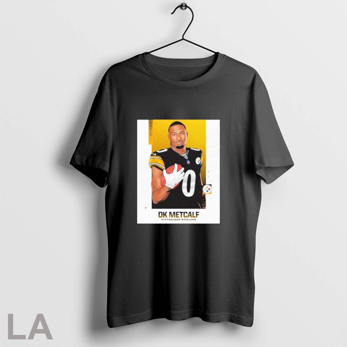 Poster Dk Metcalf In The Pittsburgh Steelers Football Nfl Black Gold 2025 Shirt