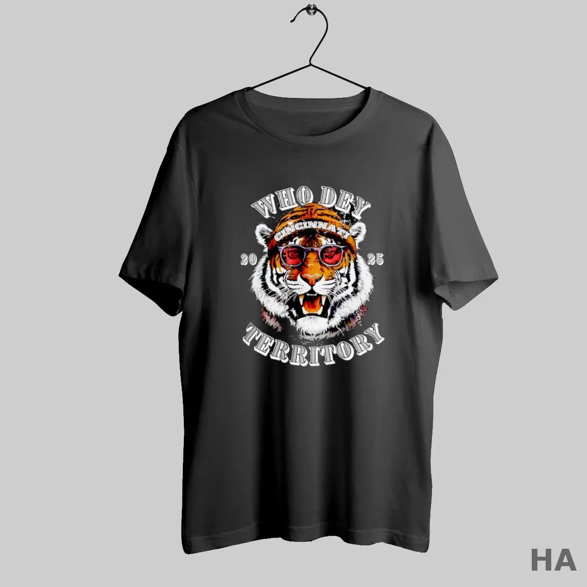 Official Who Dey Cincinnati Territory 2025 Tiger Wearing Sunglasses T Shirt