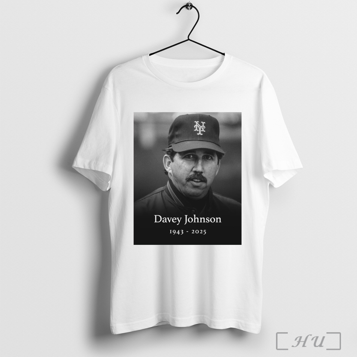 Officials In Memoriam Davey Johnson 1943 2025 World Series Winning Manager Of The 86 Mets T Shirt Sweatshirt