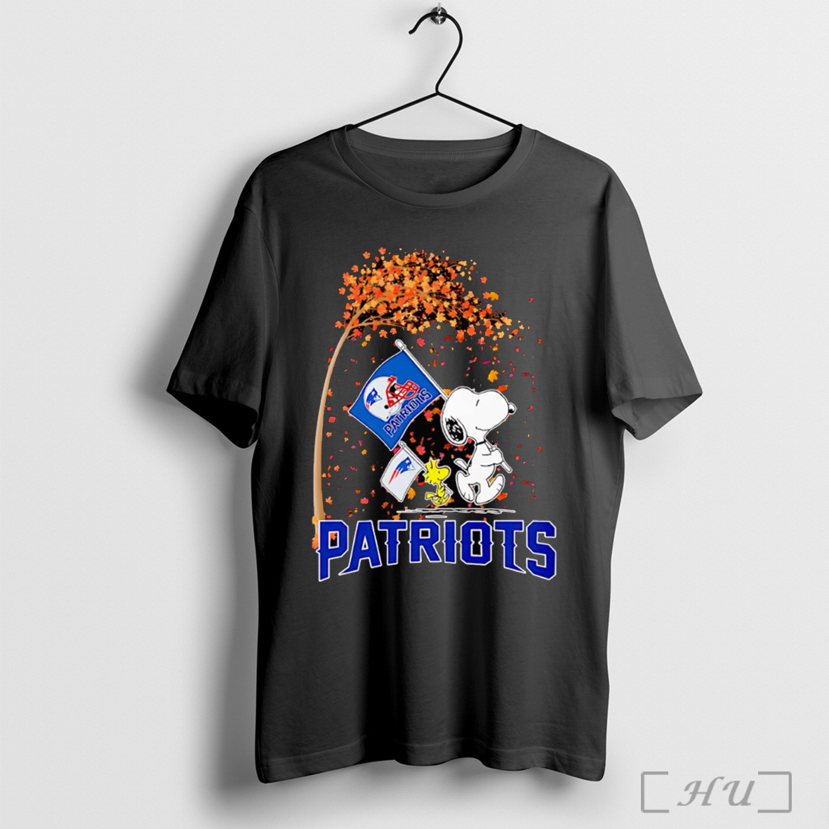 Officials Snoopy And Woodstock Autumn New England Patriots Flag T Shirt Sweatshirt