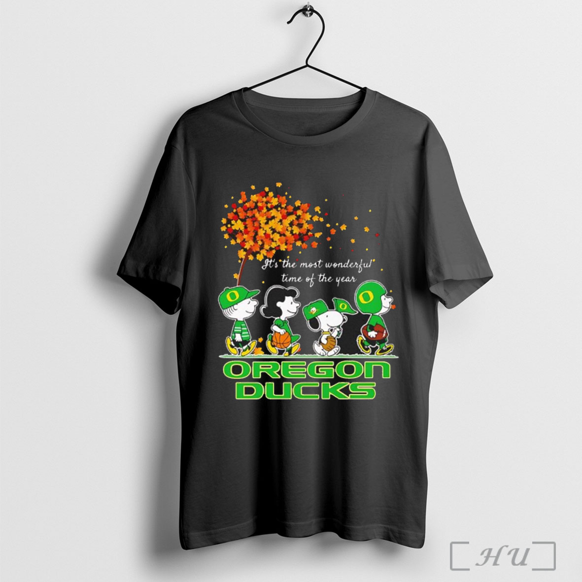 Officials Snoopy And Friends Oregon Ducks Sports Team Its The Most Wonderful Time Of The Year Autumn T Shirt Sweatshirt