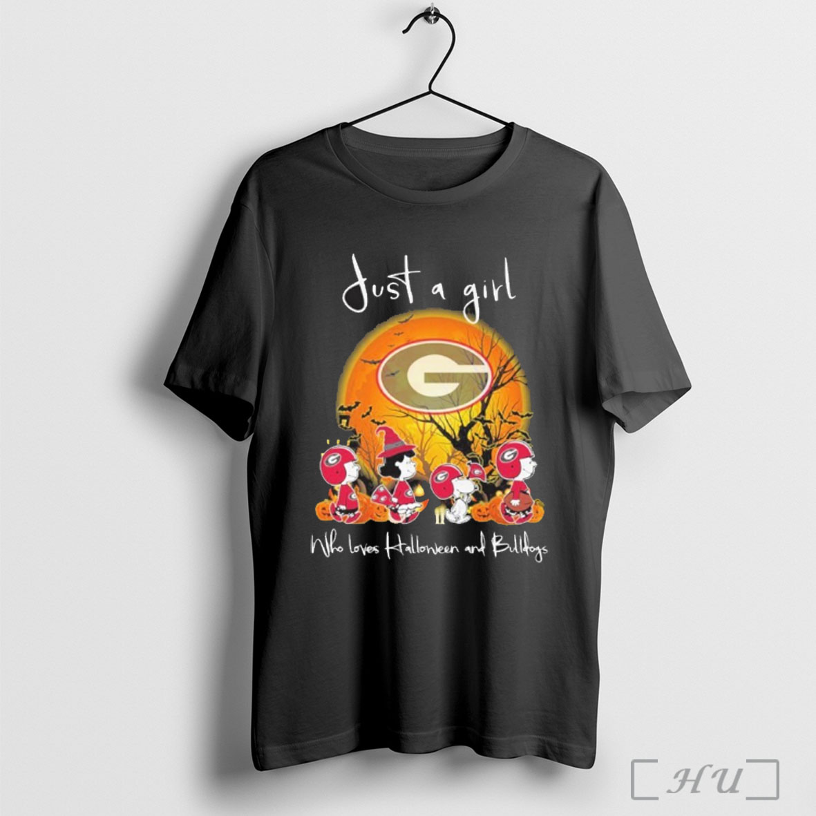 Officials The Peanuts Walking Just A Girl Who Loves Halloween And Georgia Bulldogs T Shirt Sweatshirt