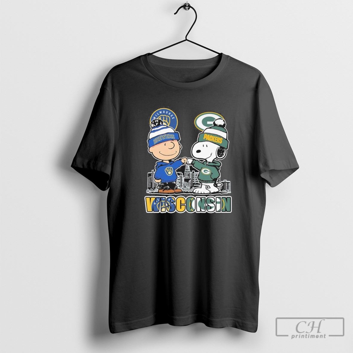 Wisconsin Snoopy Fist Bump Charlie Brown Brewers And Packers Shirt Sweater