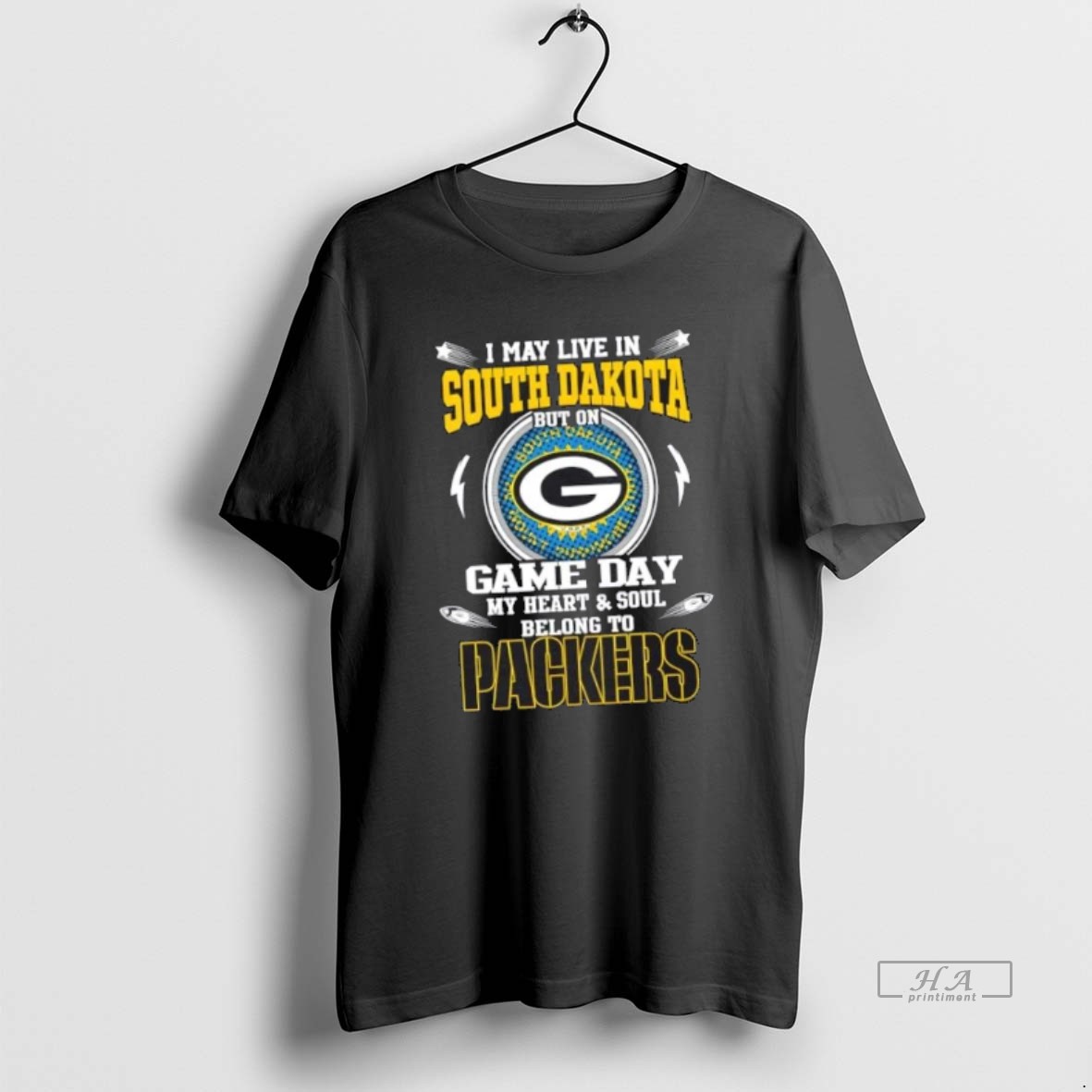 Best Trendy I May Live In South Dakota But On Game Day My Heart And Soul Belongs To Green Bay Packers Tee Shirt