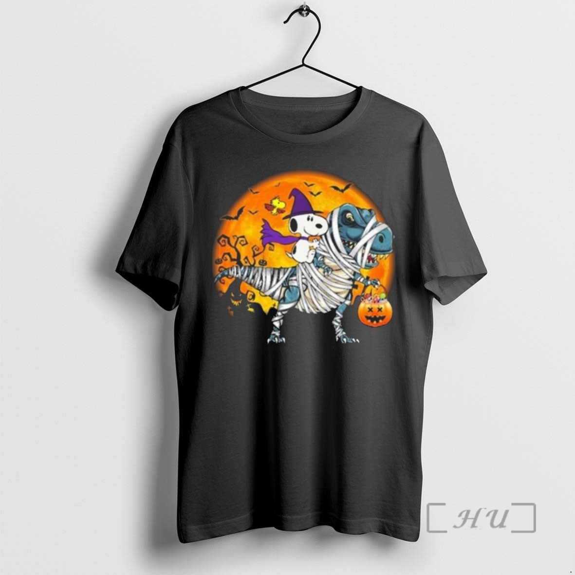 Limited Edition Snoopy Ride T Rex Halloween 2025 T Shirts Sweater Hoodie