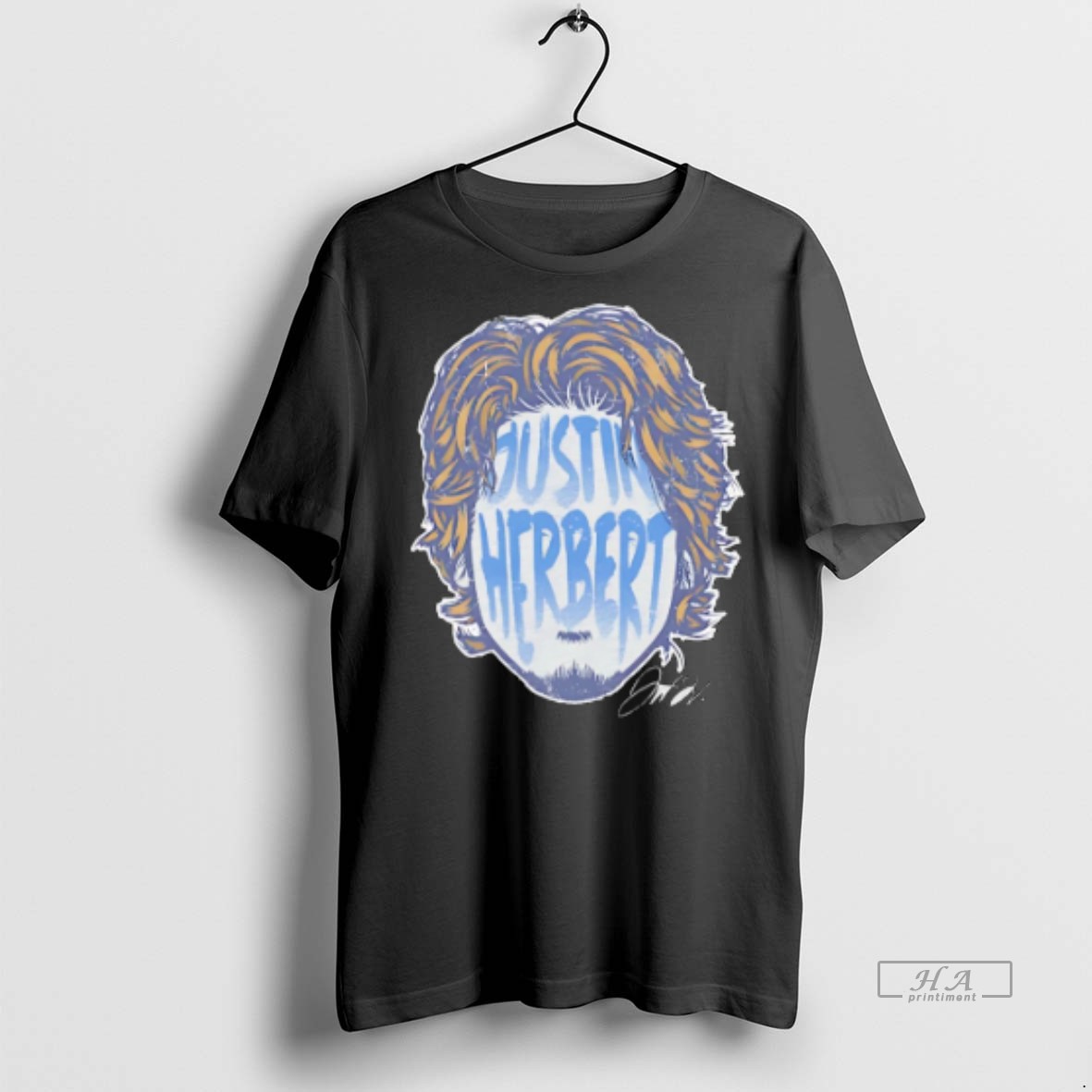Official Trendy Justin Herbert Los Angeles Chargers Player Silhouette Tee Sweater Hoodie