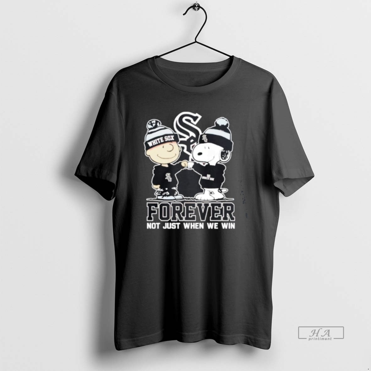 Official Trendy Peanuts Charlie Brown And Snoopy Chicago White Sox Forever Not Just When We Win Mlb Tee Shirt