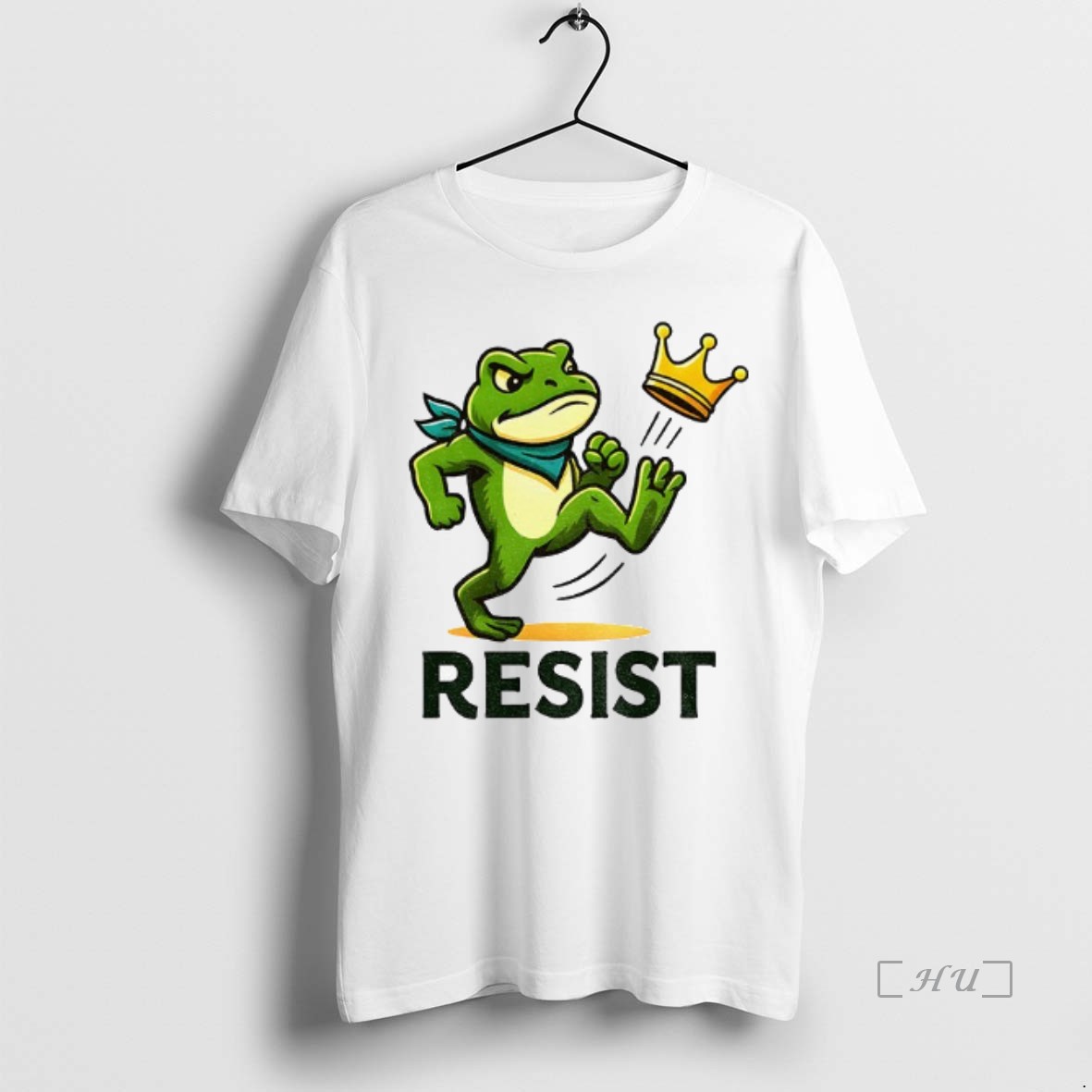 Officials Funny Frog Kicks Crown Resist No Kings Water Bottle And Journal T Shirt Sweater Hoodie