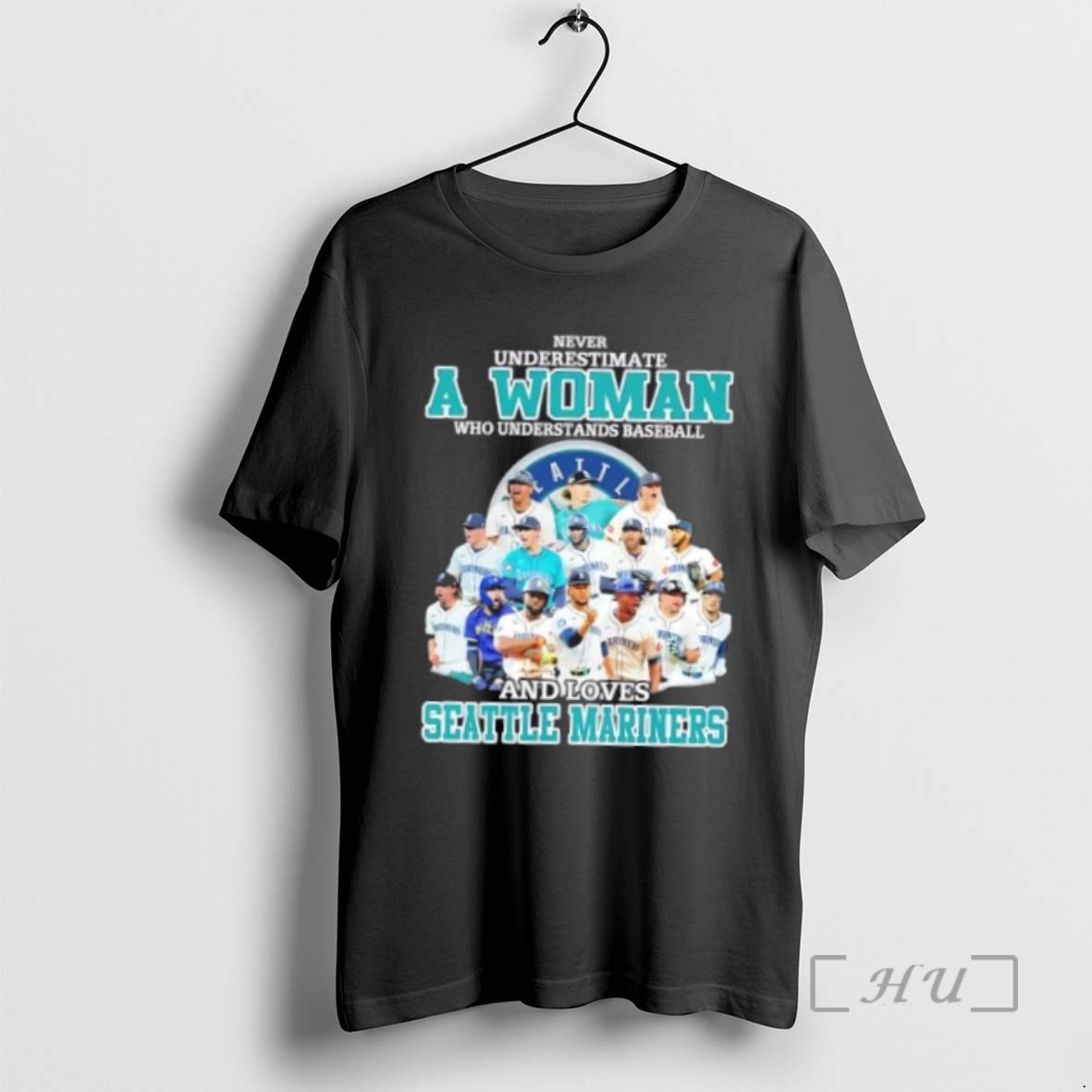 Officials Never Underestimate A Woman Who Understands Baseball And Loves Seattle Mariners Players Signatures T Shirt Sweater Hoodie