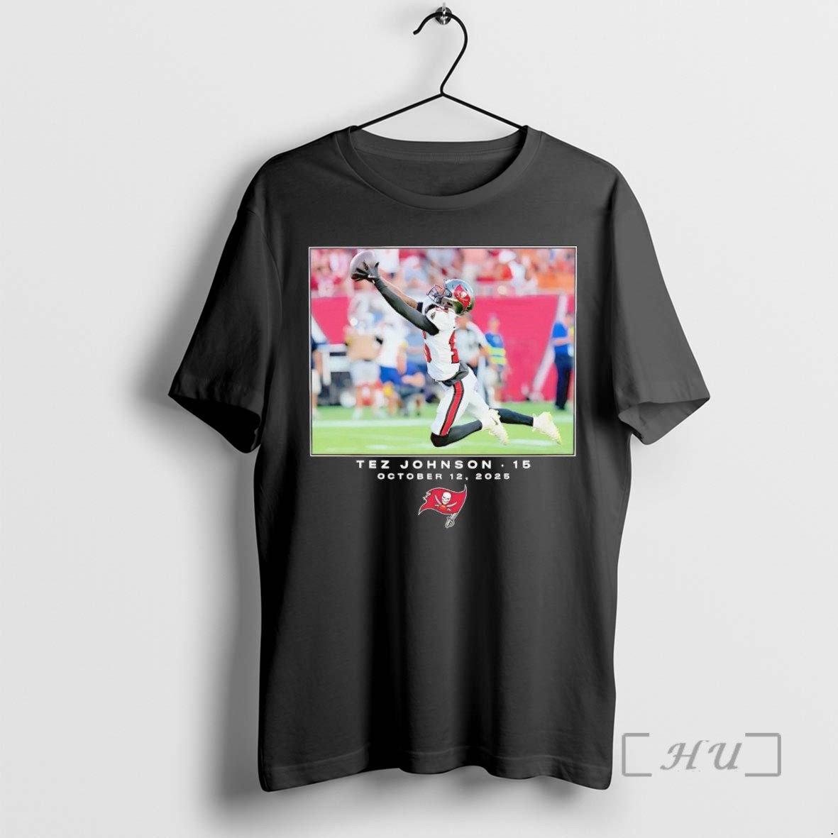 Officials Tez Johnson Nfl Flash Features Week 6 Buccaneers T Shirt Sweater Hoodie