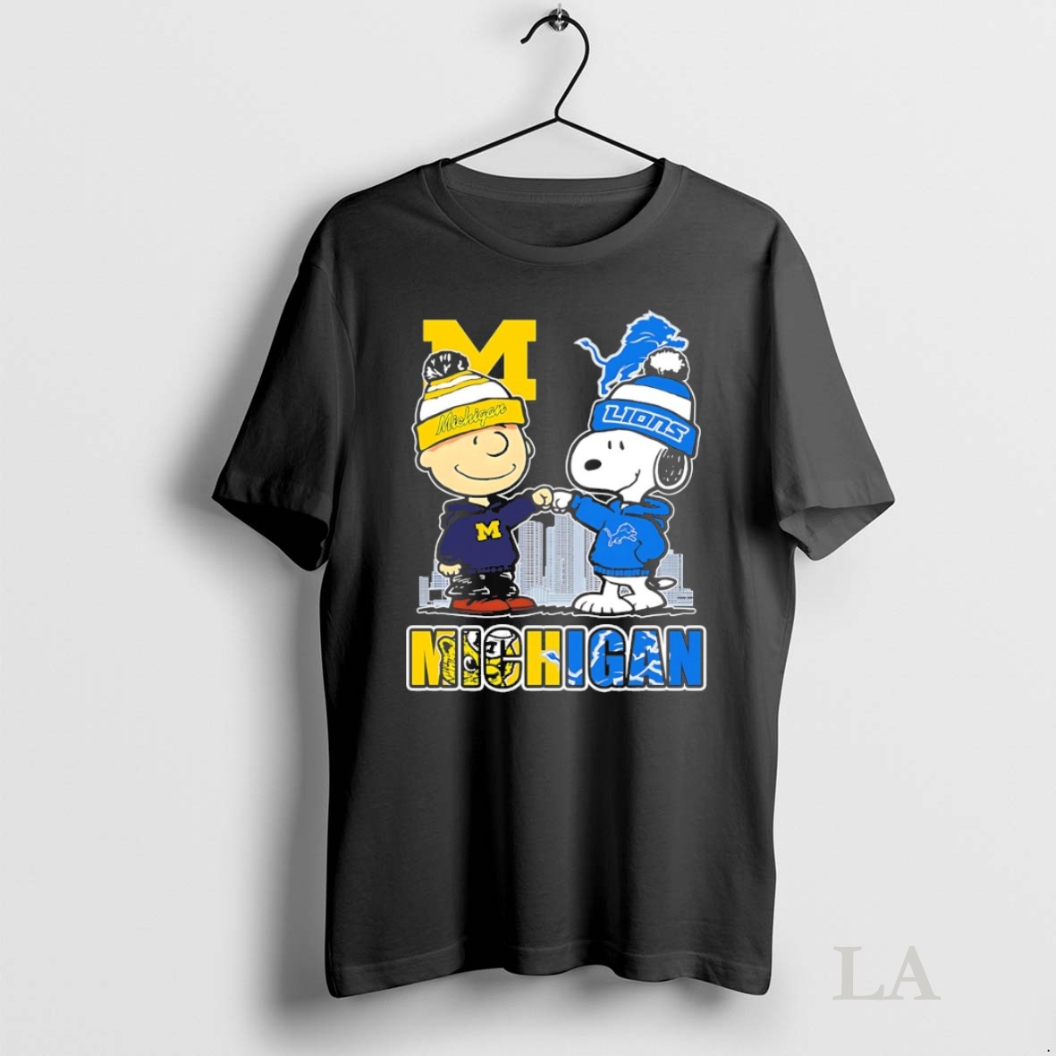 Original Charlie Brown Fist Bump Snoopy Michigan Wolverines Detroit Lions Skyline City Shirt