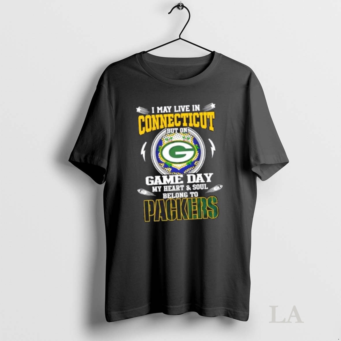 Originals I May Live In Connecticut But On Game Day My Heart And Soul Belongs To Green Bay Packers Shirt
