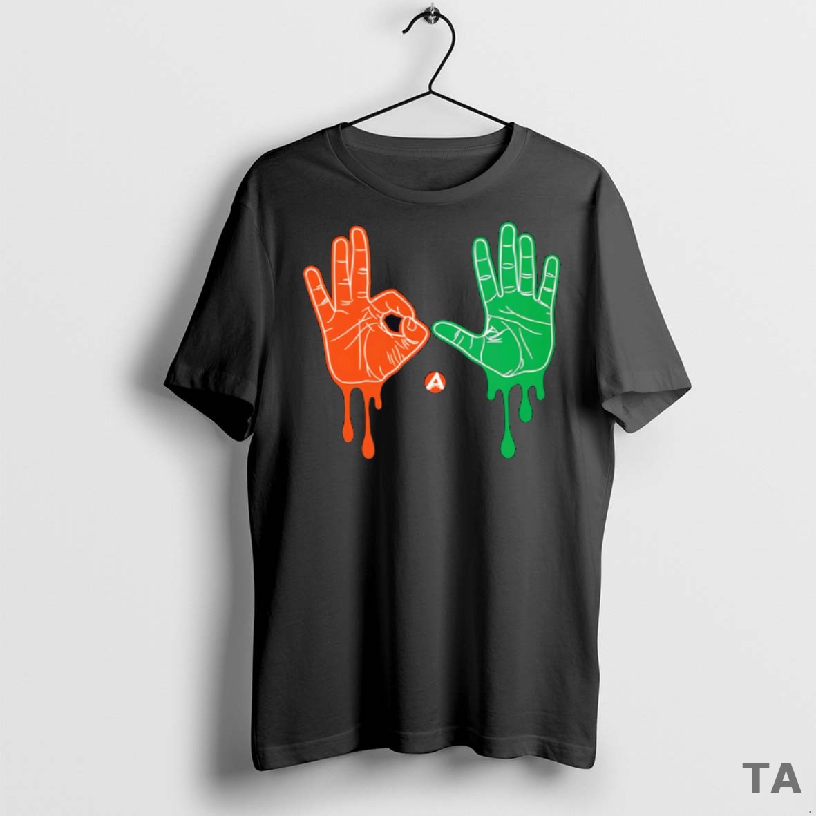 Top 305 Hands T Shirt Sweater