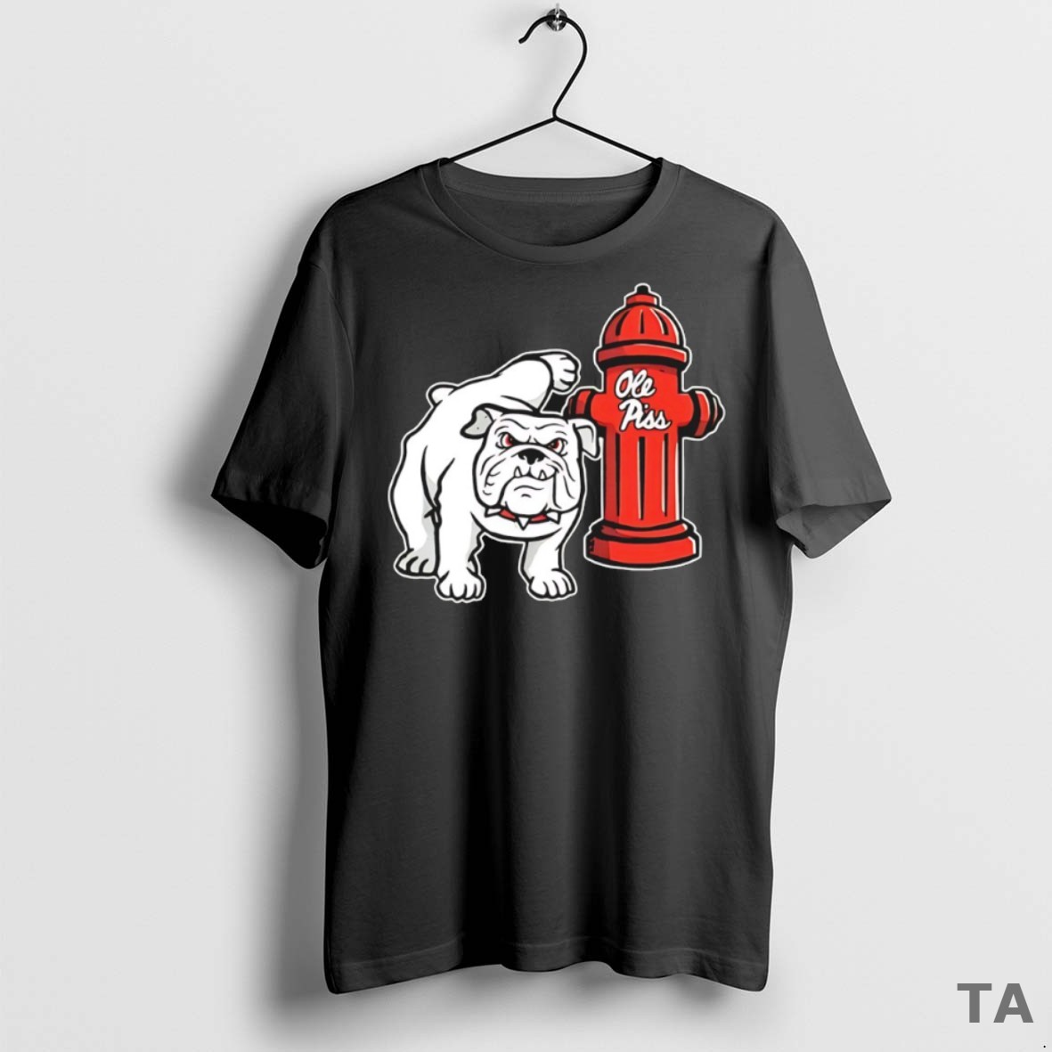Top Ga Hydrant Peeing Ole Piss Georgia Bulldogs Vs Ole Miss Football T Shirt Sweater