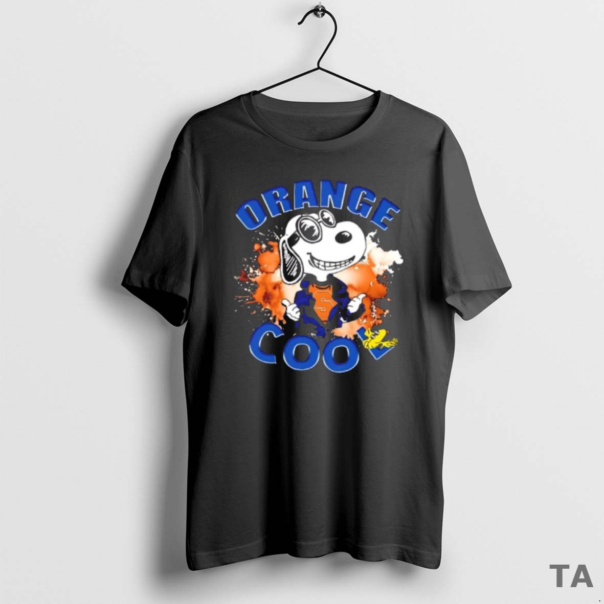 Top Peanuts Snoopy X Syracuse Orange Football Cool T Shirt Sweater