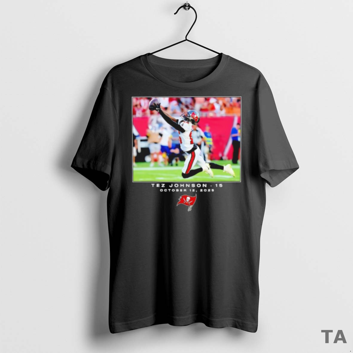 Top Tez Johnson Tampa Bay Buccaneers Nfl Flash Features Week 6 T Shirt Sweater
