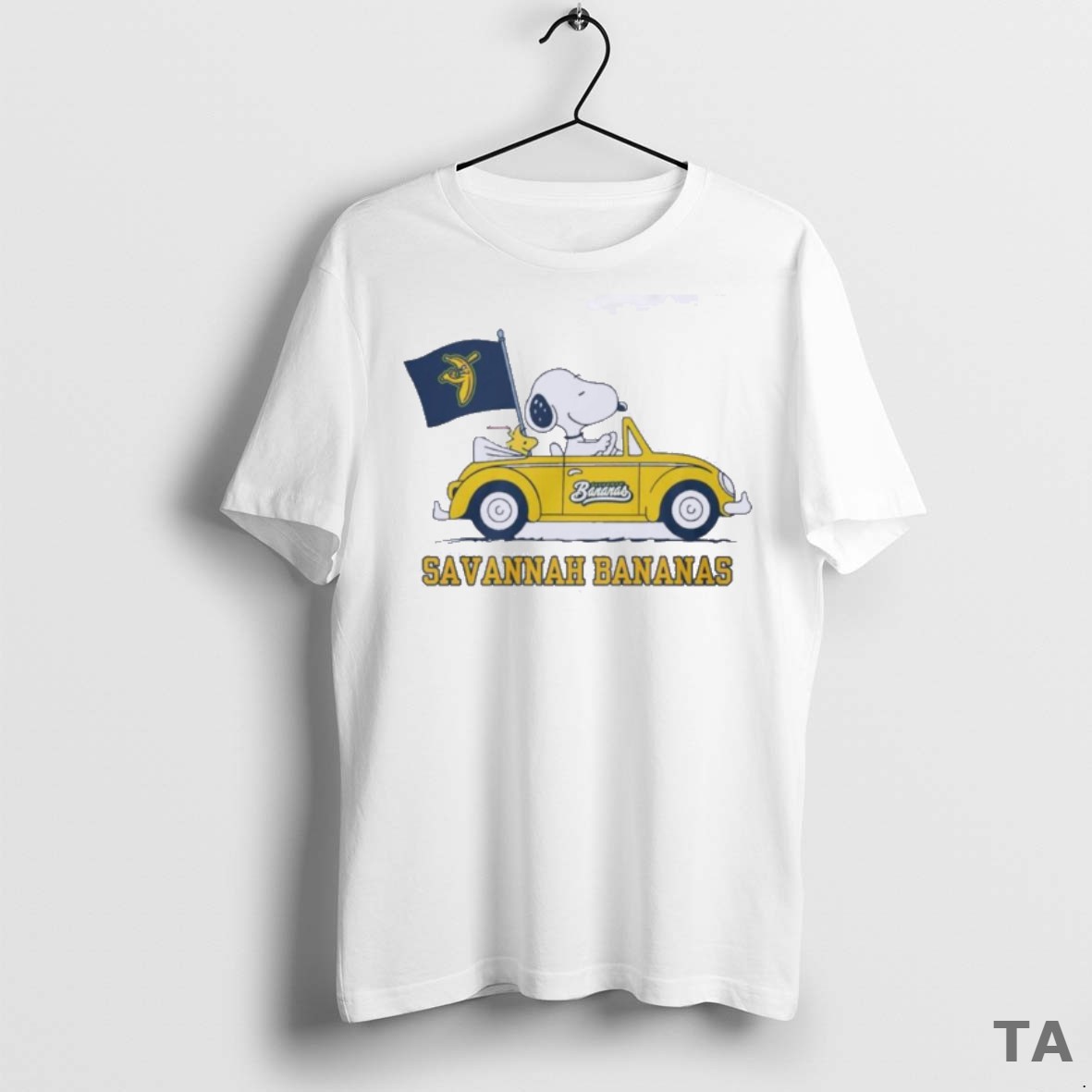 Top The Peanuts Snoopy And Woodstock On Car Savannah Bananas T Shirt Sweater