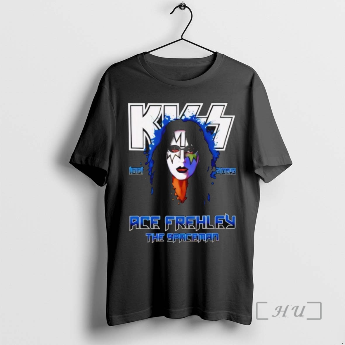 Trending Ace Frehley The Spaceman Rip 1951%e2%80%912025 T Shirts Sweater Hoodie