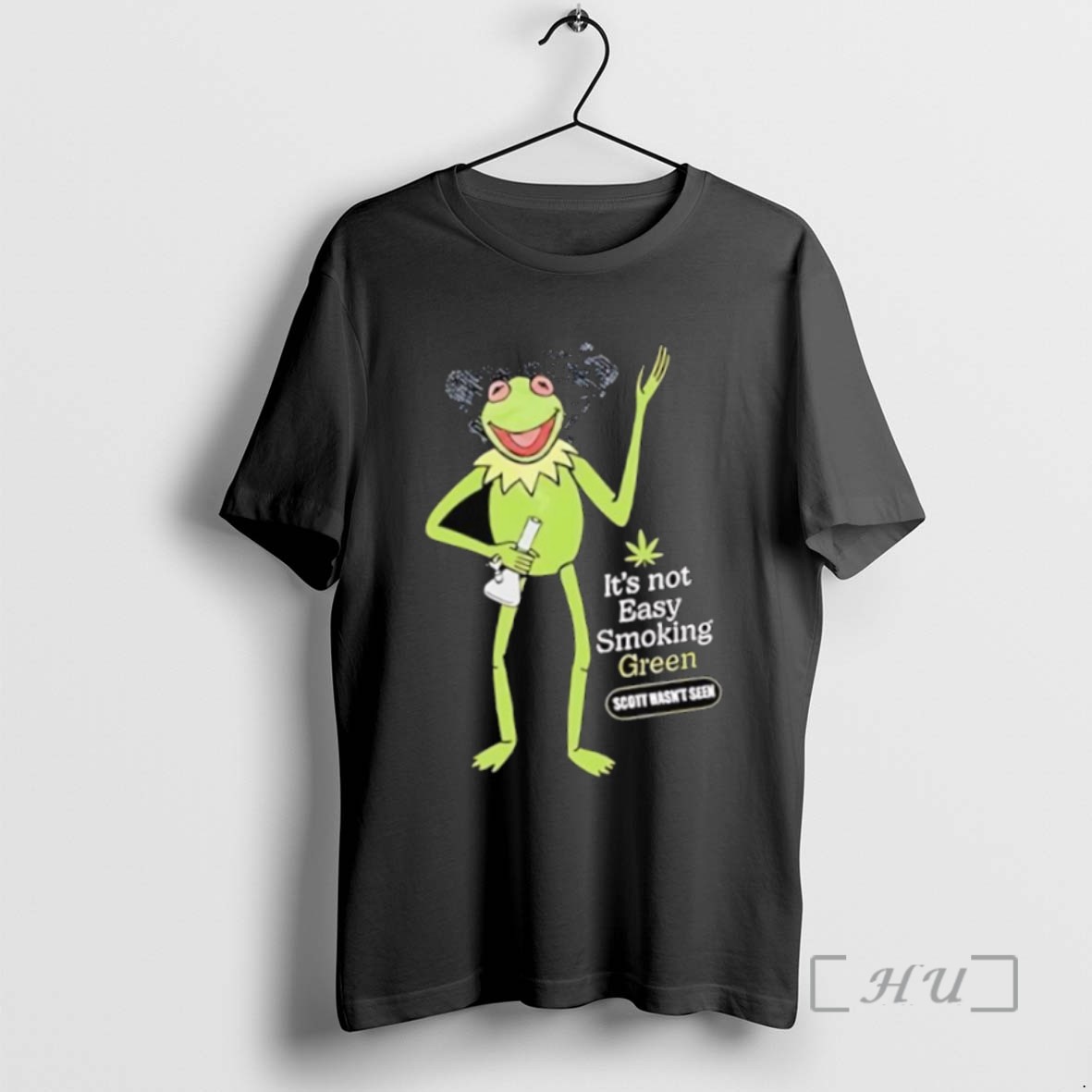 Trending Frog Its Not Easy Smoking Green Tee Shirt Sweater Hoodie