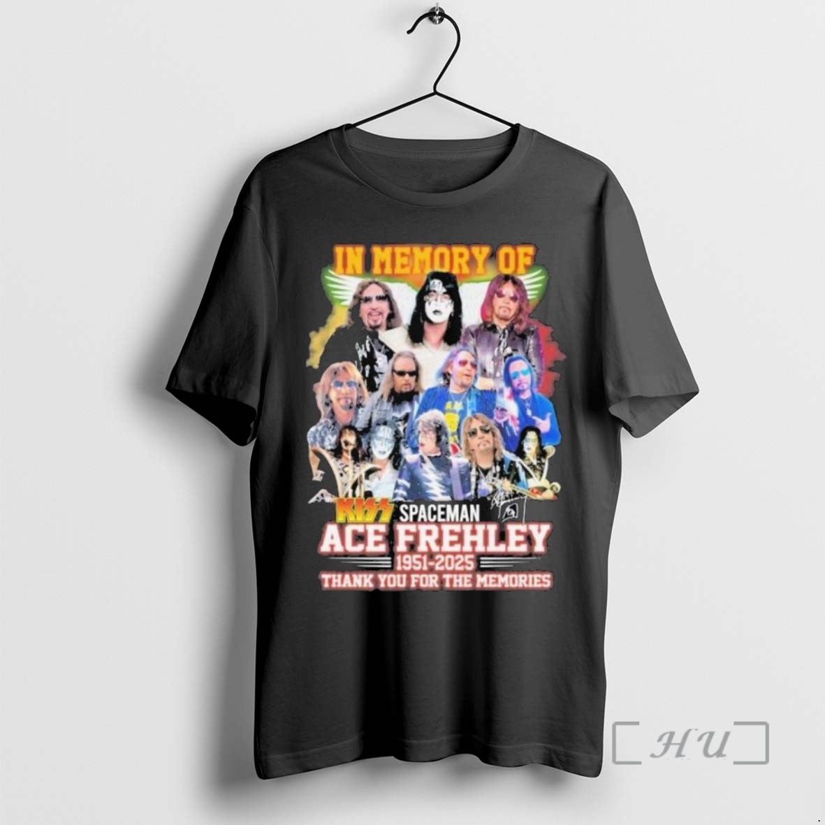 Trending In Memory Of Spaceman Ace Frehley 1951 2025 Thank You For The Memories Signature Long Sleve T Shirts Sweater Hoodie